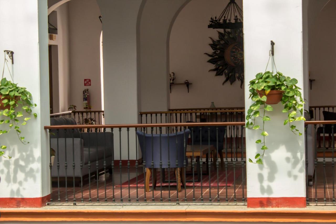Hotel Real De Castilla Colonial Гуадалахара Екстериор снимка