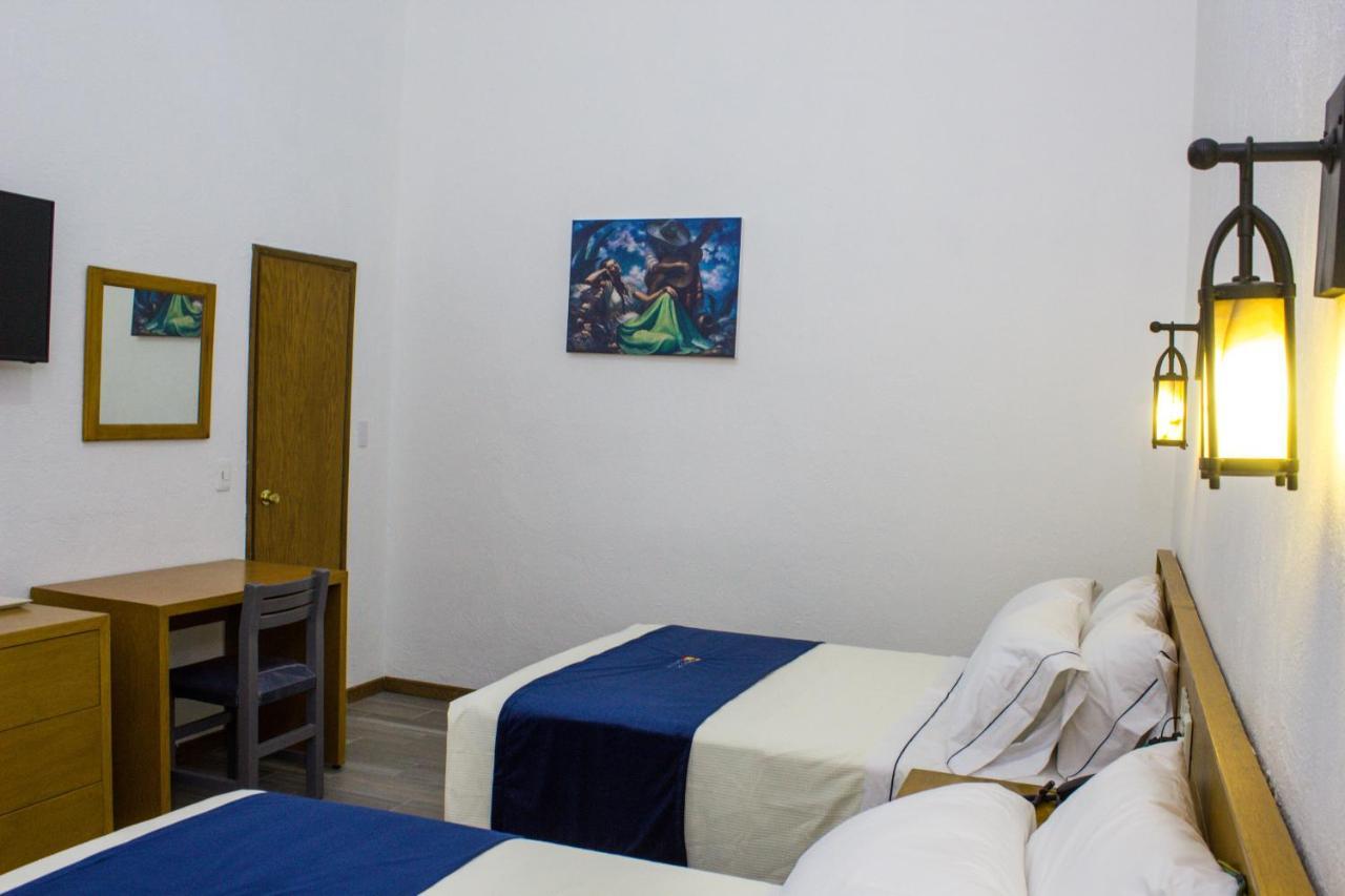 Hotel Real De Castilla Colonial Гуадалахара Екстериор снимка