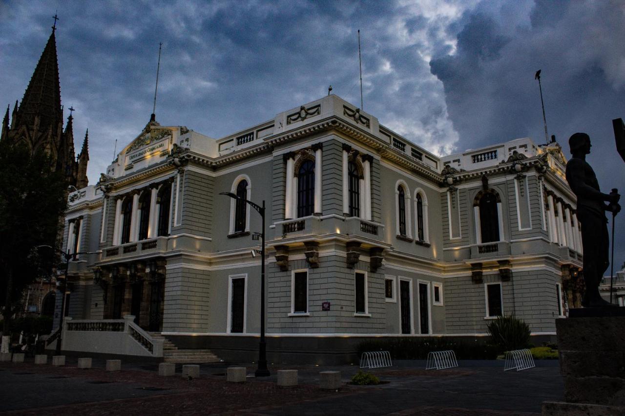 Hotel Real De Castilla Colonial Гуадалахара Екстериор снимка