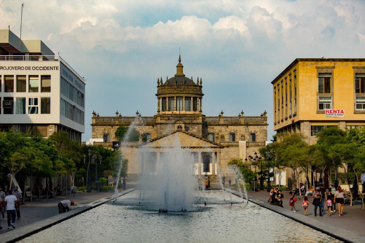 Hotel Real De Castilla Colonial Гуадалахара Екстериор снимка