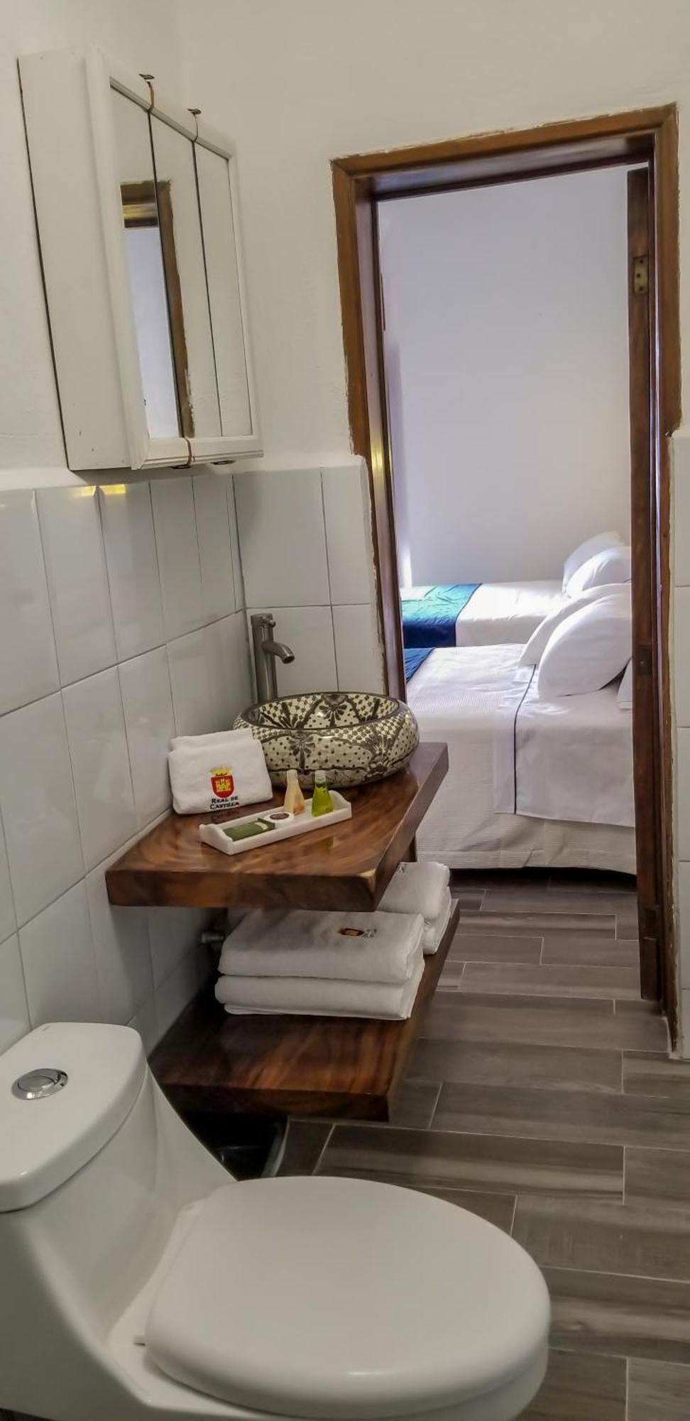 Hotel Real De Castilla Colonial Гуадалахара Екстериор снимка