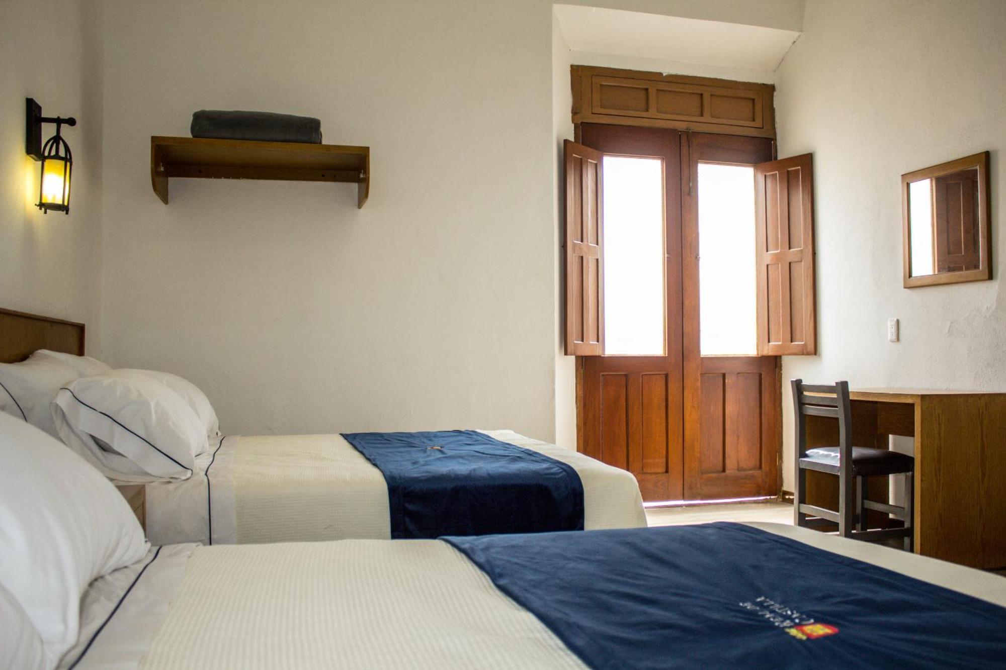 Hotel Real De Castilla Colonial Гуадалахара Стая снимка