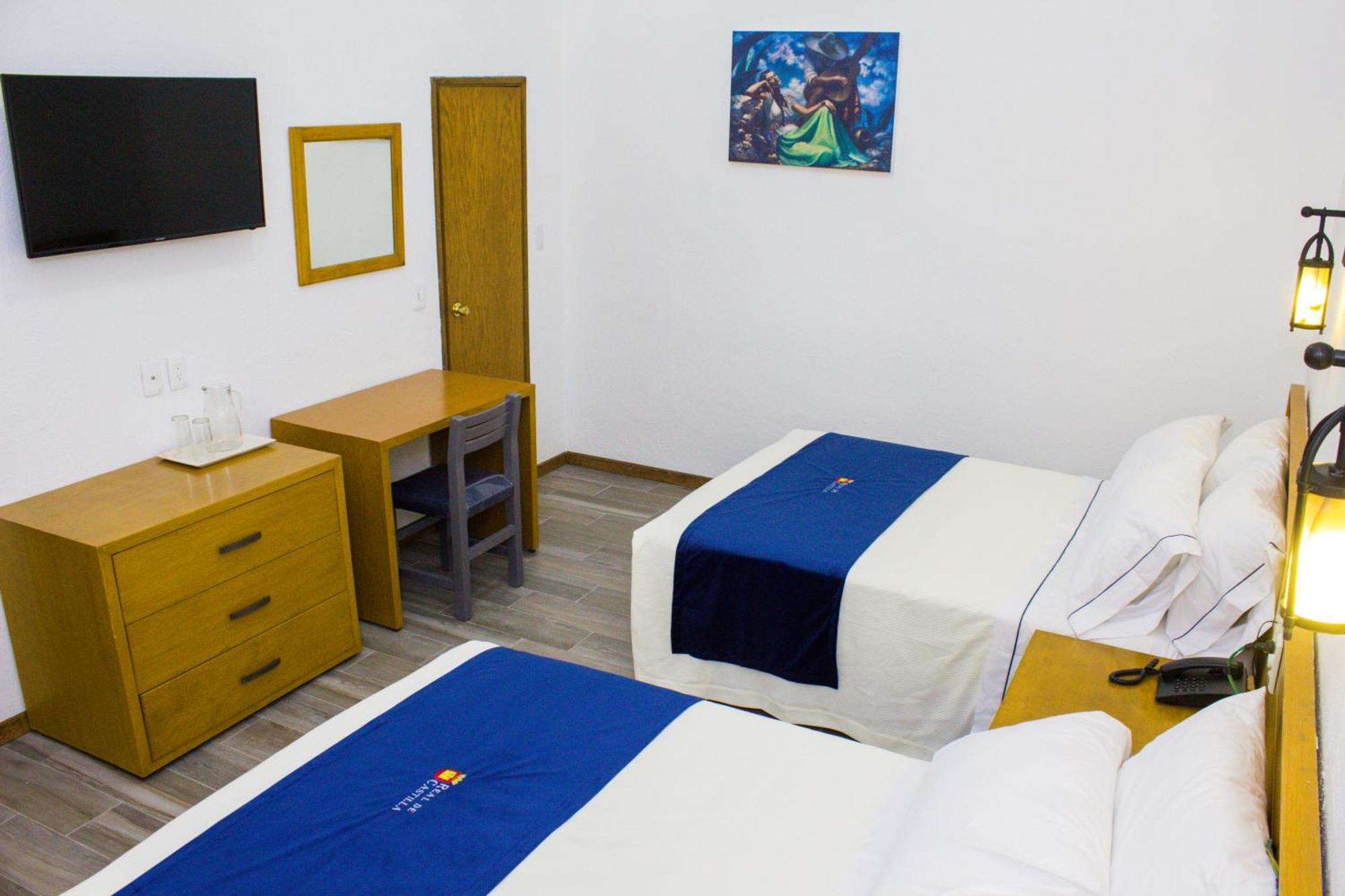 Hotel Real De Castilla Colonial Гуадалахара Стая снимка