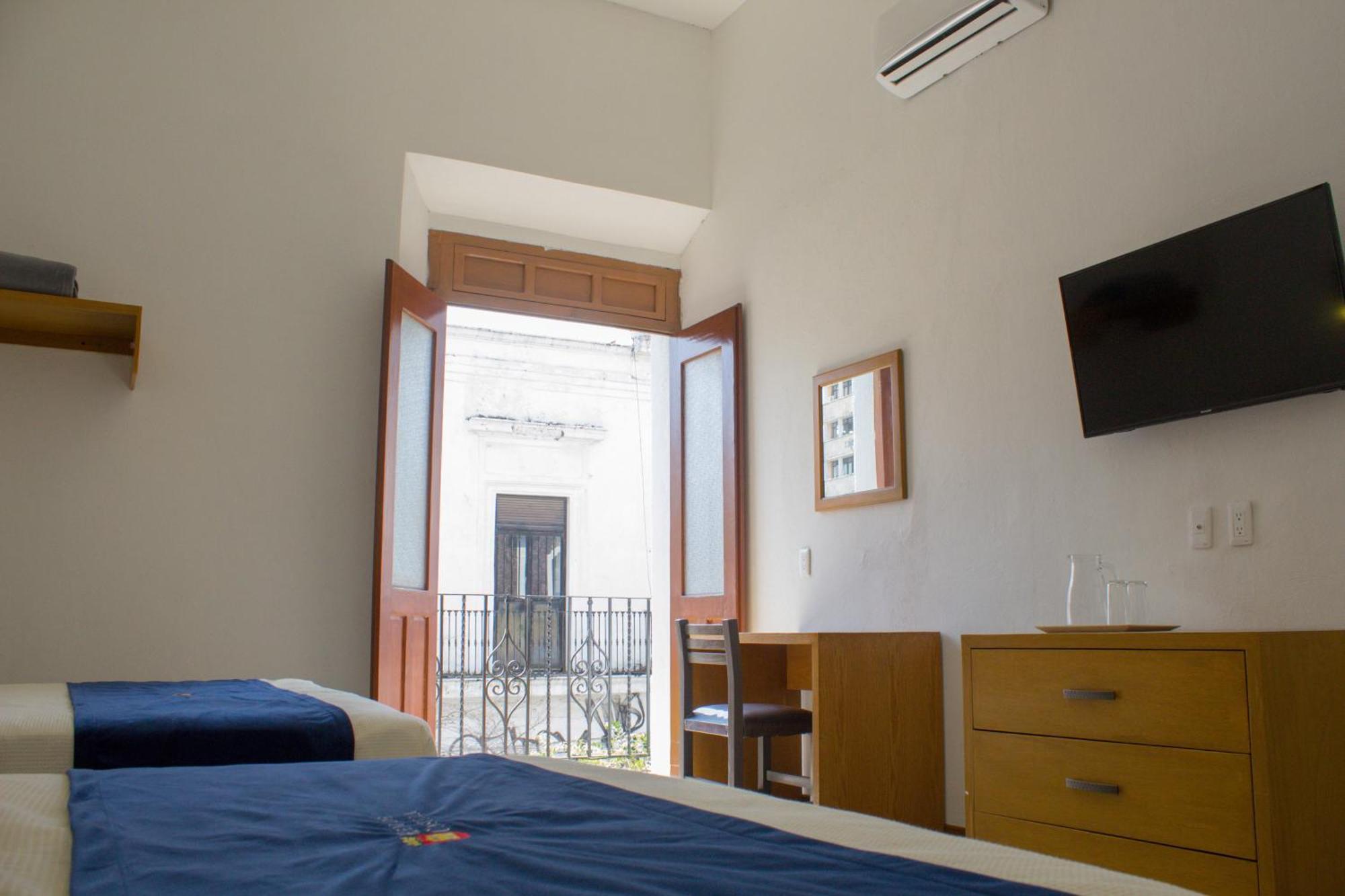 Hotel Real De Castilla Colonial Гуадалахара Стая снимка